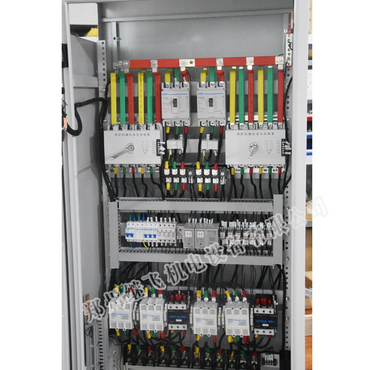 消防控制柜細(xì)節(jié)