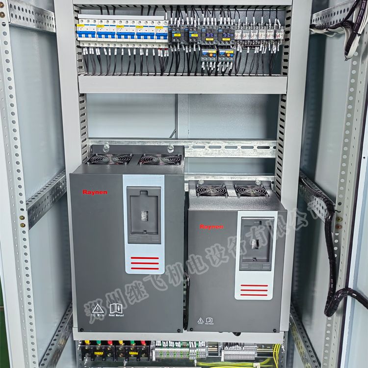 變頻控制柜細(xì)節(jié).jpg